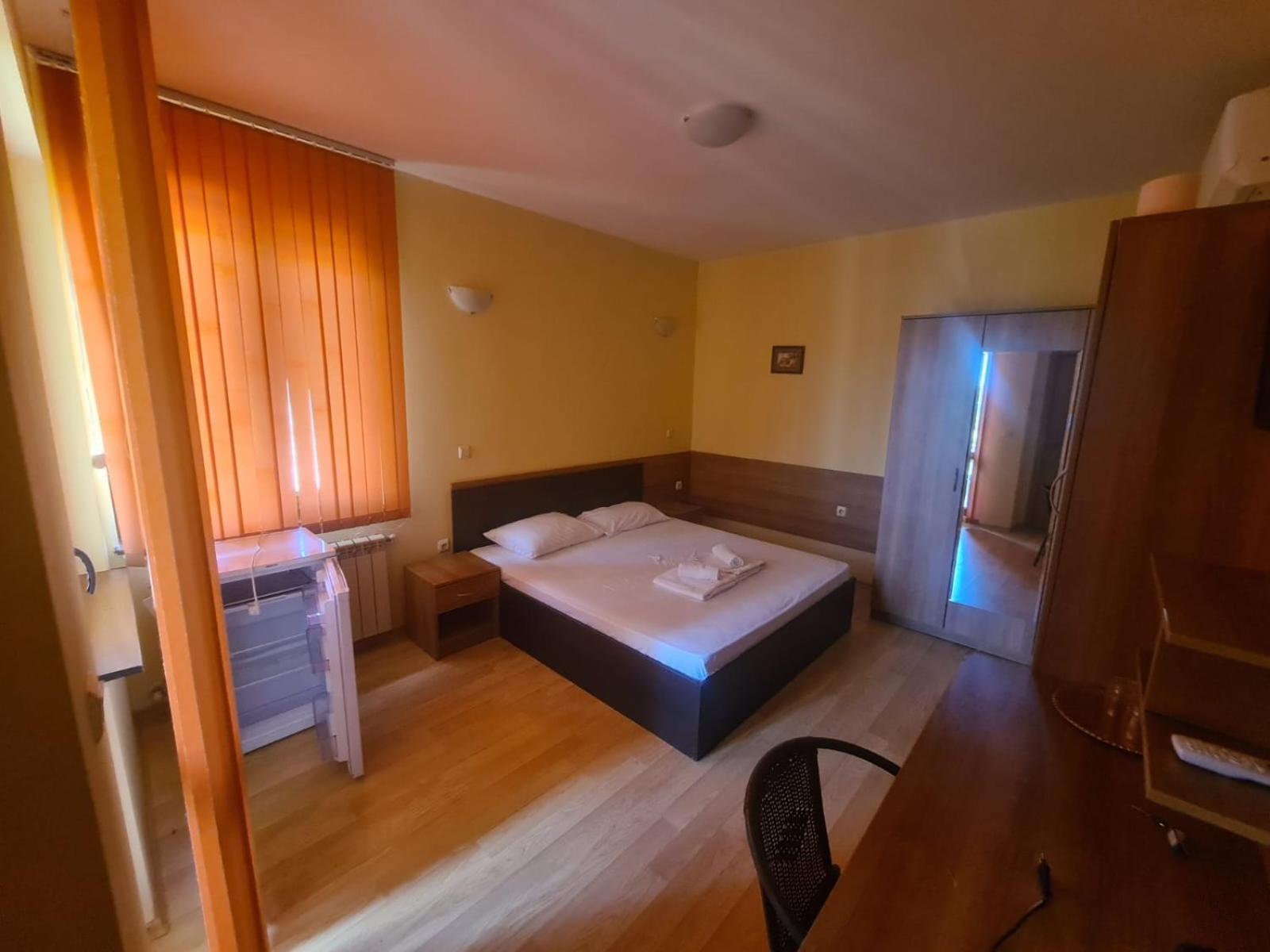 Villa B&B Varna Extérieur photo